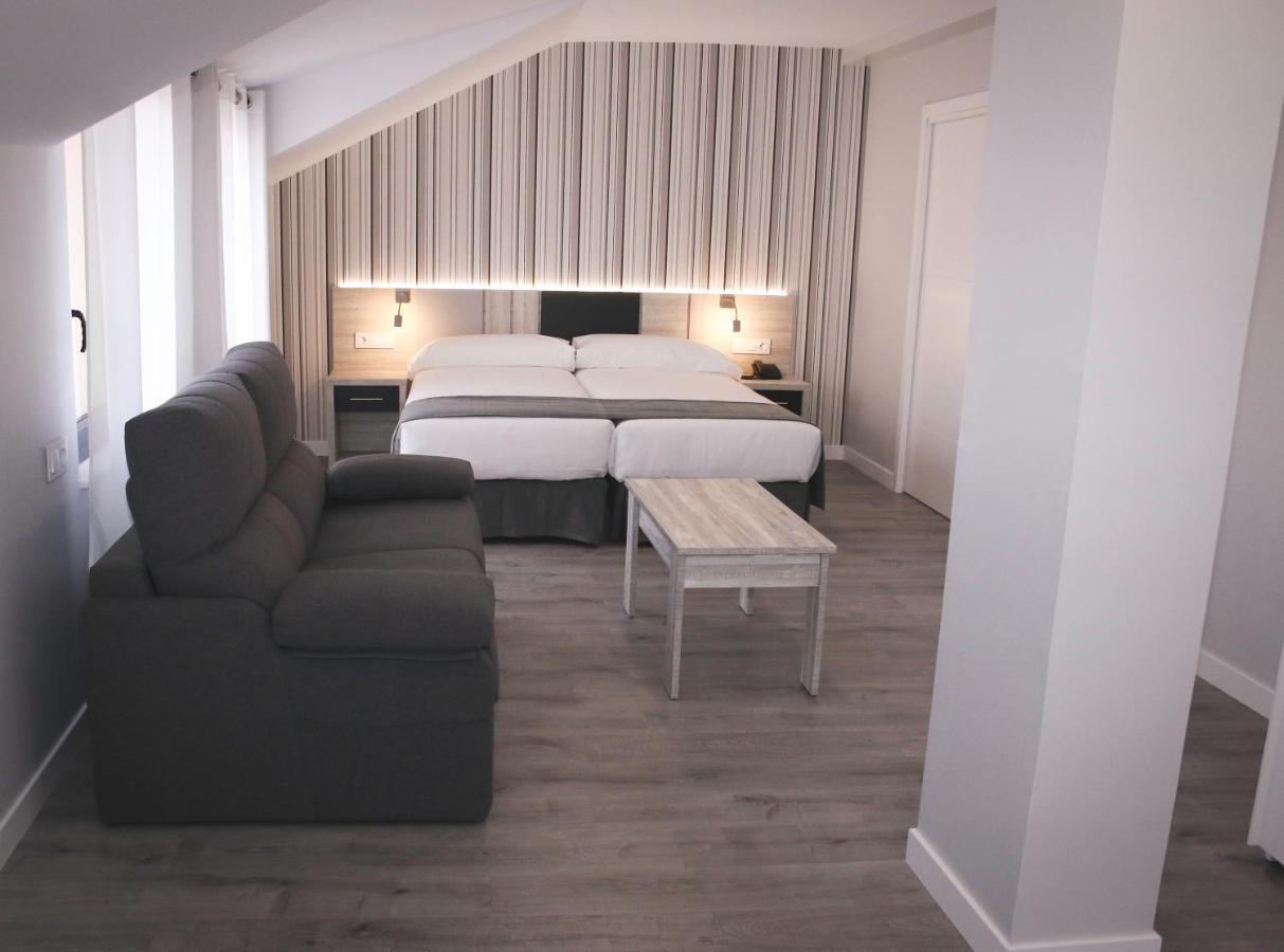 Parque Florida Hotel ซิวดัด-โรดรีโก ภายนอก รูปภาพ
